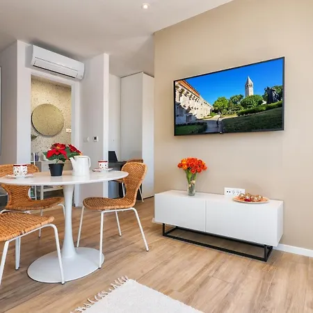 Lucio Apartment *