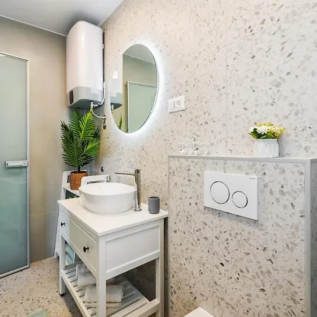 Apartment Lucio *
