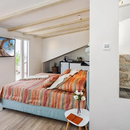 Apartman Lucio *